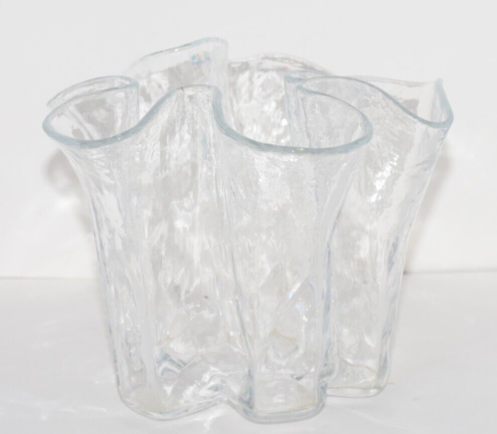 Muurla "Eva" Scandinavian Clear Ice Handkerchief Scalloped Art Glass Vase MCM